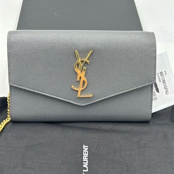 Women’s Ysl Saint Laurent uptown chain wallet in de poudre grain leather - Picture 1 of 16